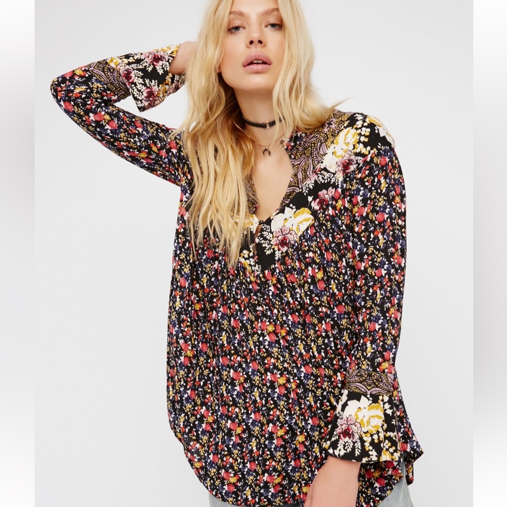 Free People Wildflower Fields Henley Tunic Blouse size medium